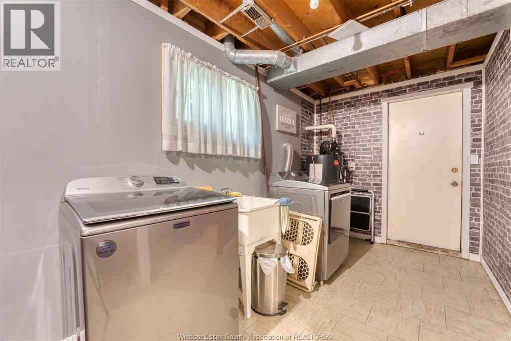 Photo 23 of 252 Arthur, Harrow ON