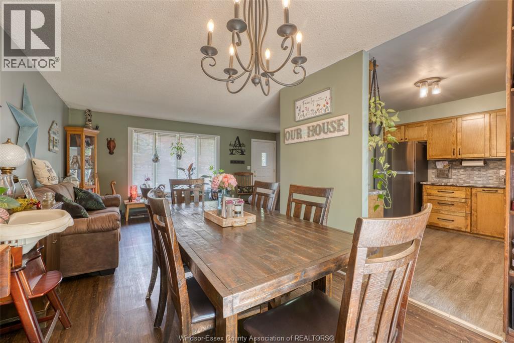 Photo 8 of 252 Arthur, Harrow ON