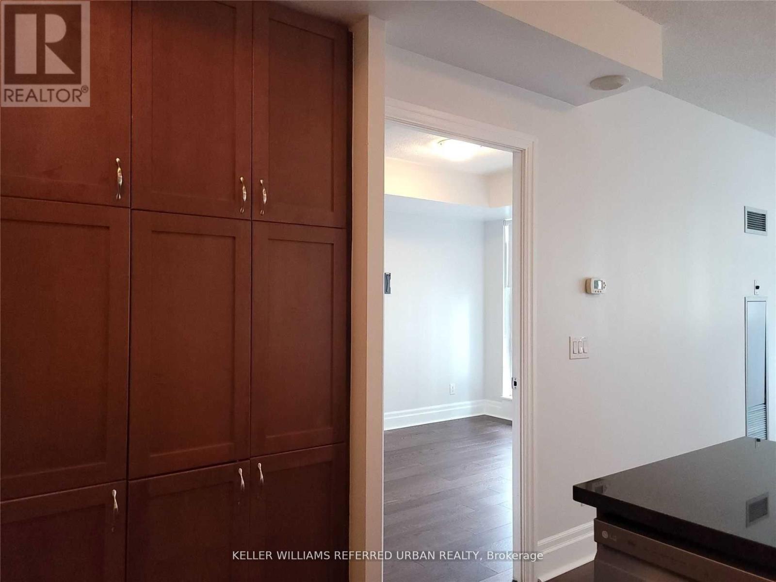 Photo 6 of 211 131 Upper Duke Crescent, Markham ON