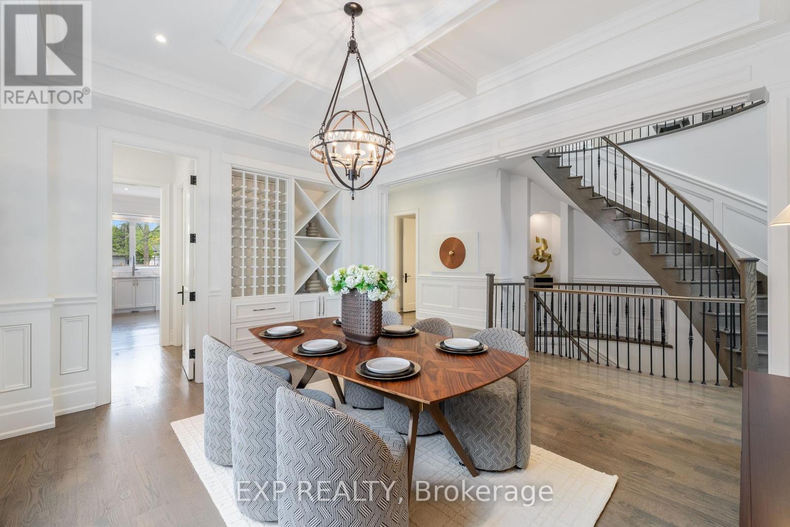 Photo 22 of 39 Howard Road, Newmarket ON