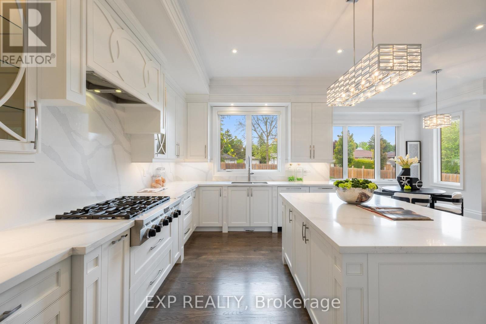 Photo 50 of 39 Howard Road, Newmarket ON
