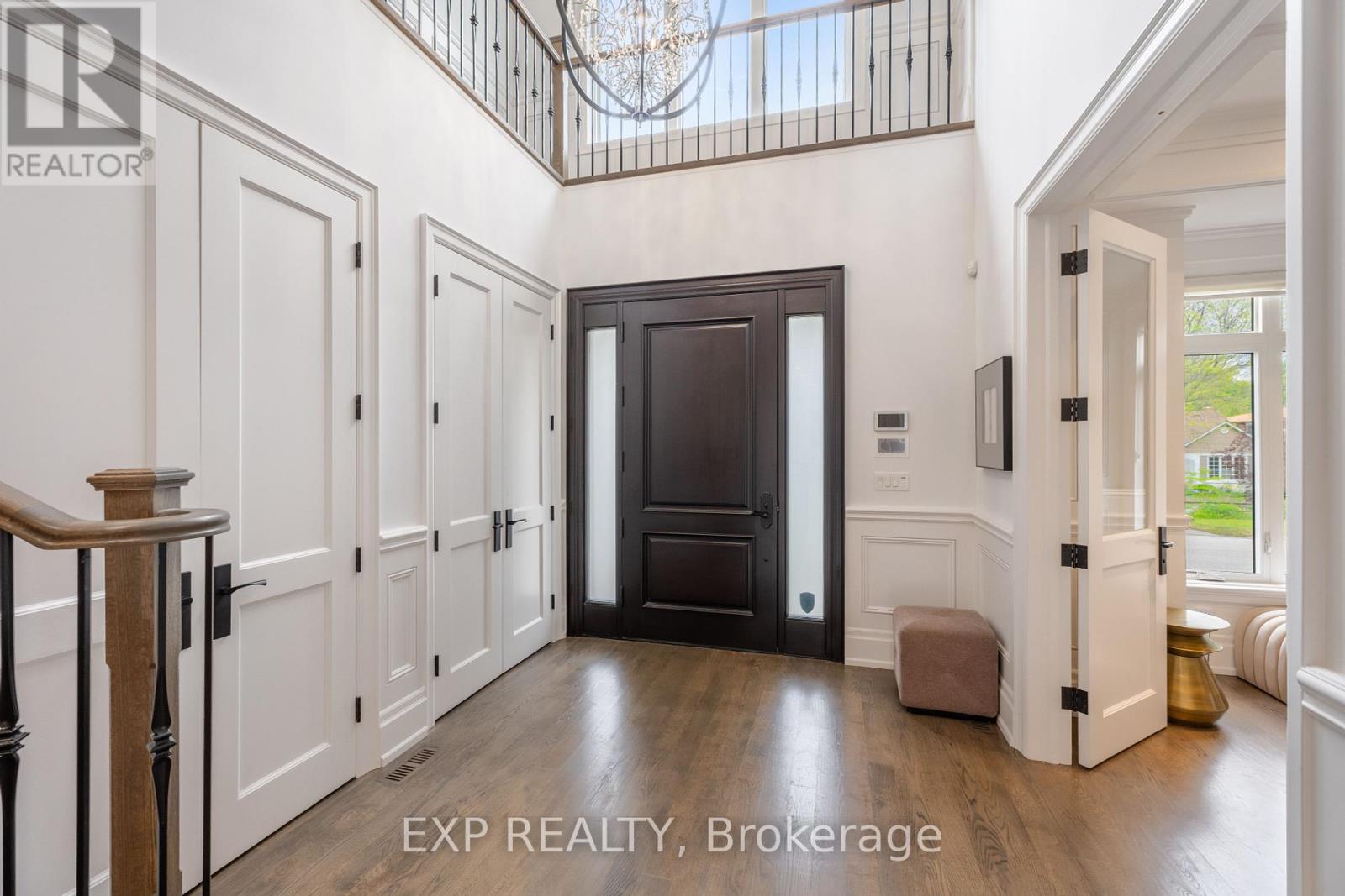 Photo 31 of 39 Howard Road, Newmarket ON