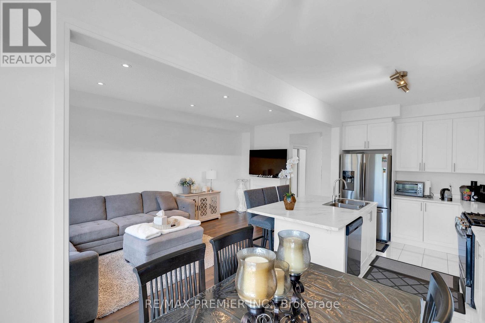 Photo 14 of 87 Casserley Crescent, New Tecumseth ON