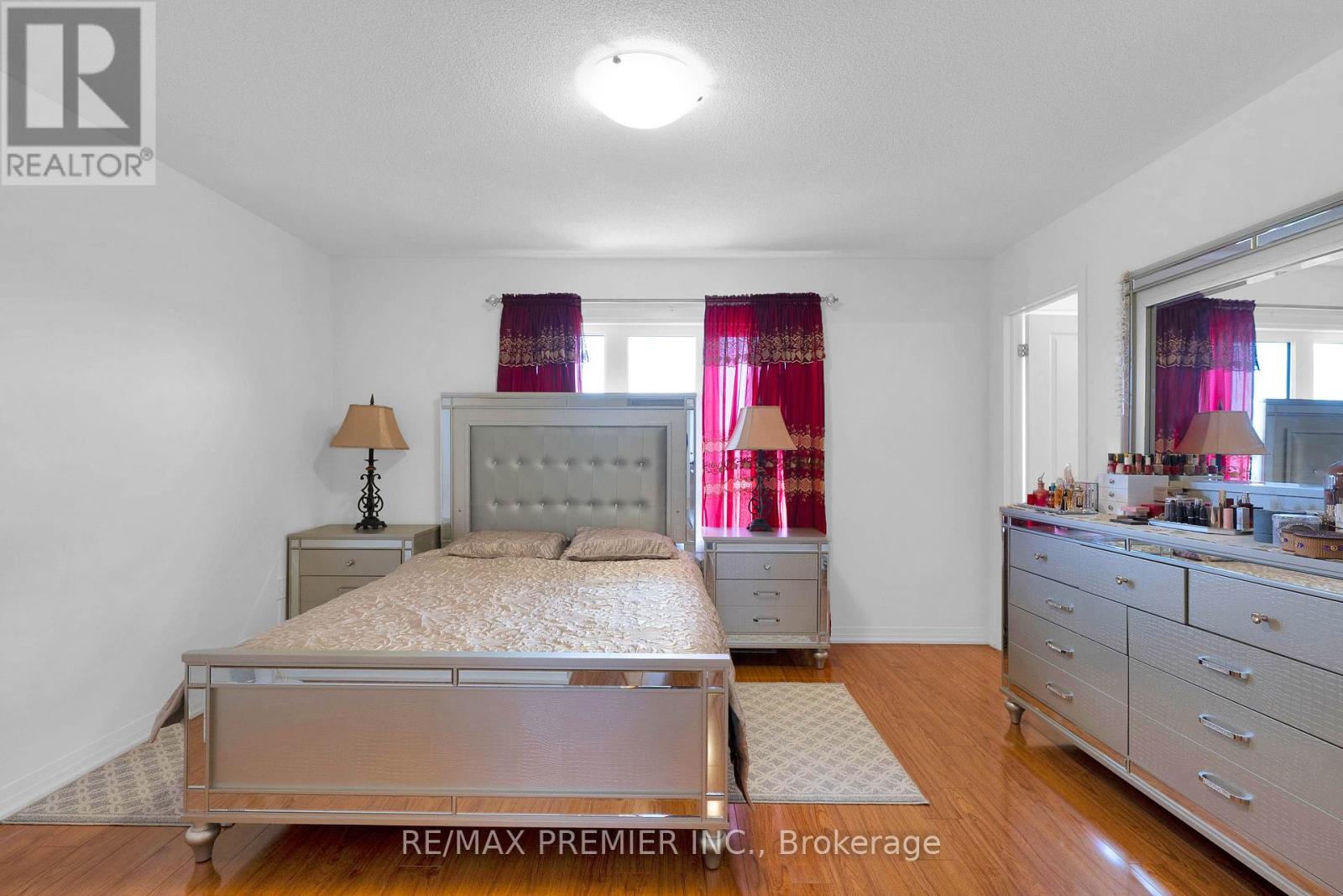 Photo 28 of 87 Casserley Crescent, New Tecumseth ON