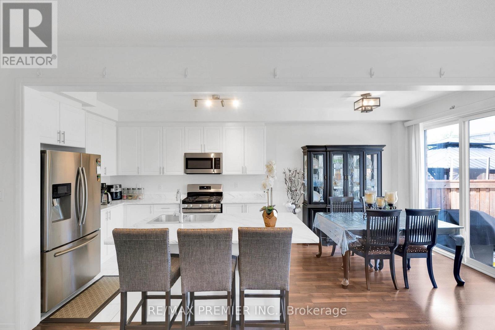 Photo 12 of 87 Casserley Crescent, New Tecumseth ON