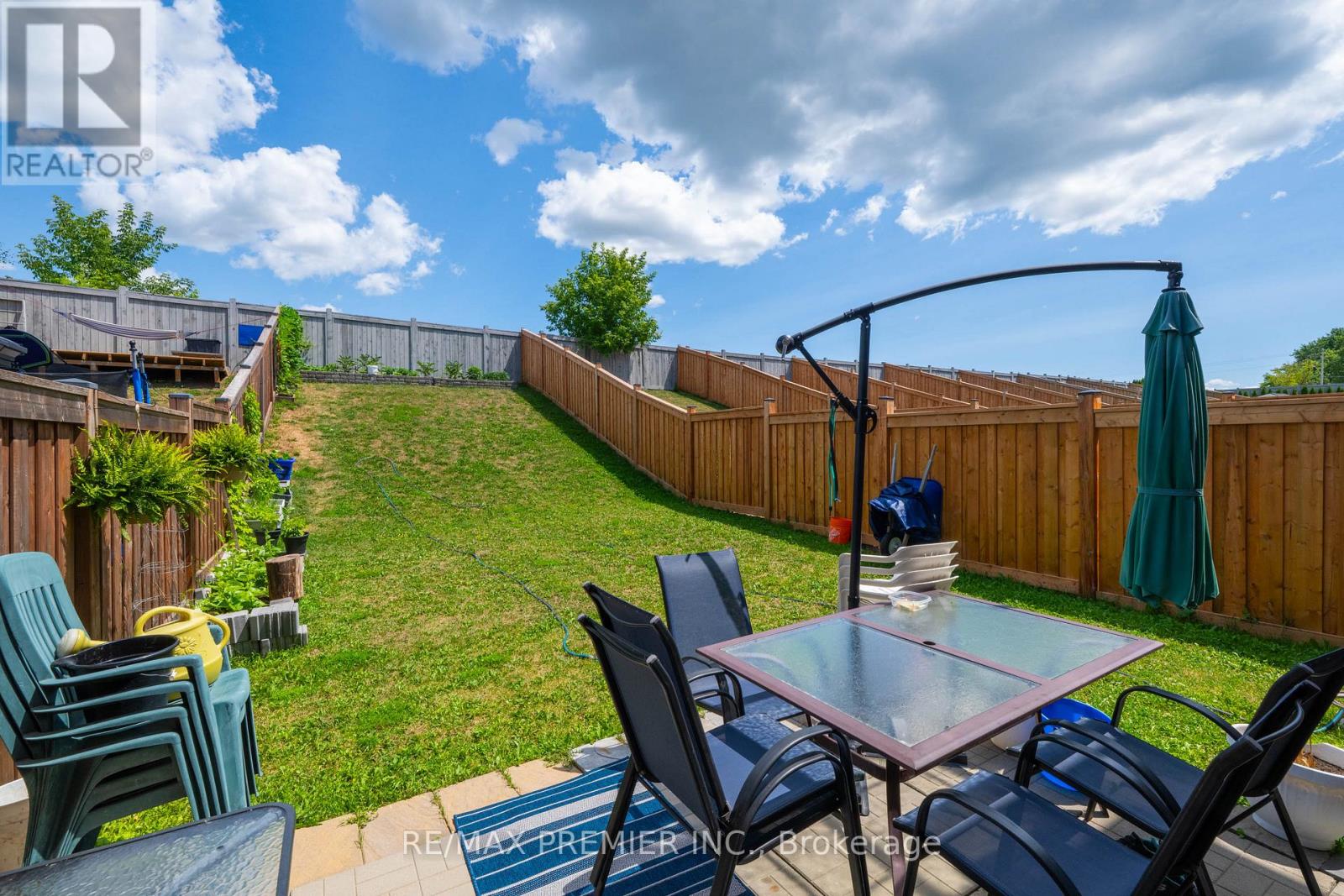 Photo 5 of 87 Casserley Crescent, New Tecumseth ON