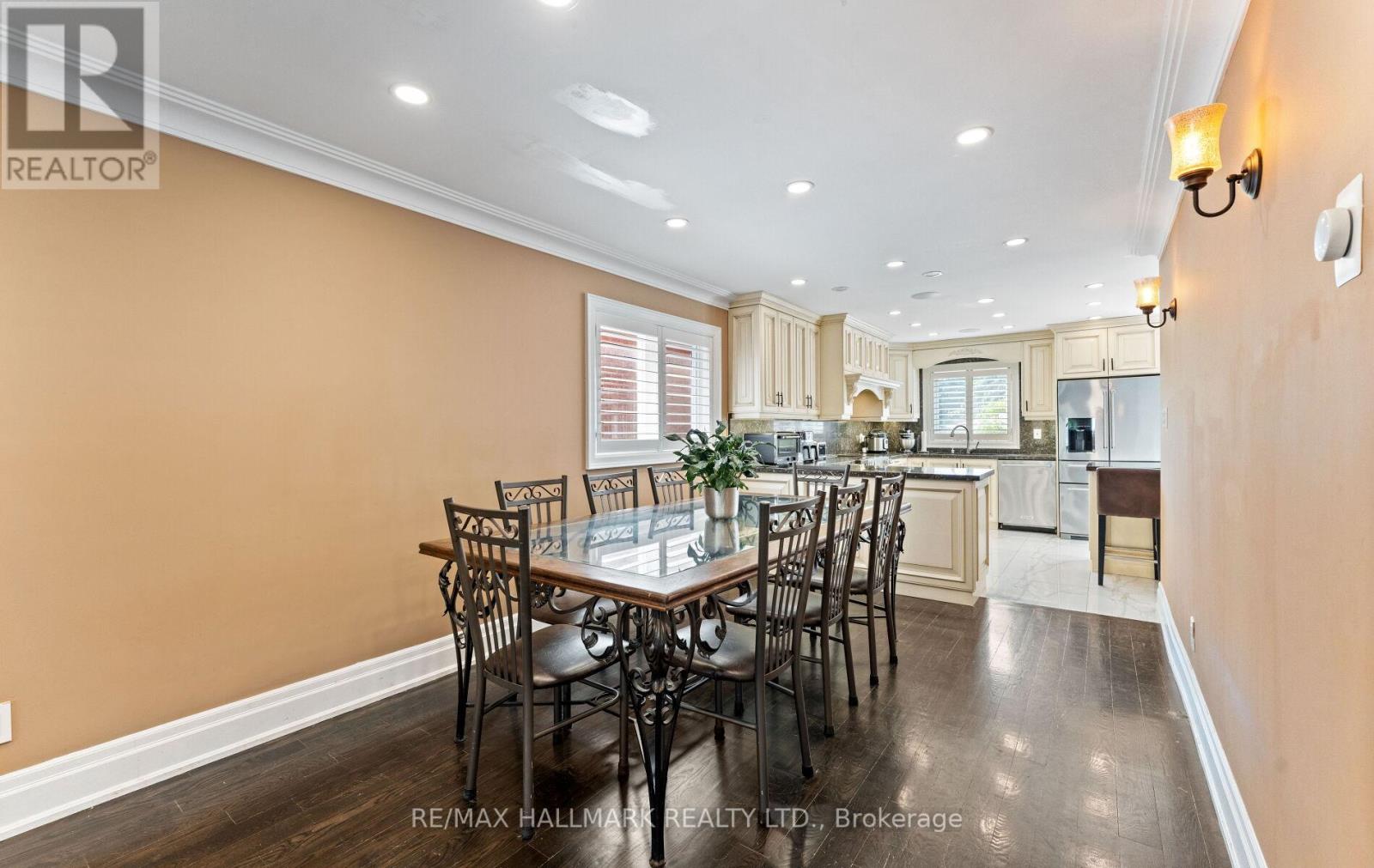 Photo 34 of 287 Andy Crescent, Vaughan ON