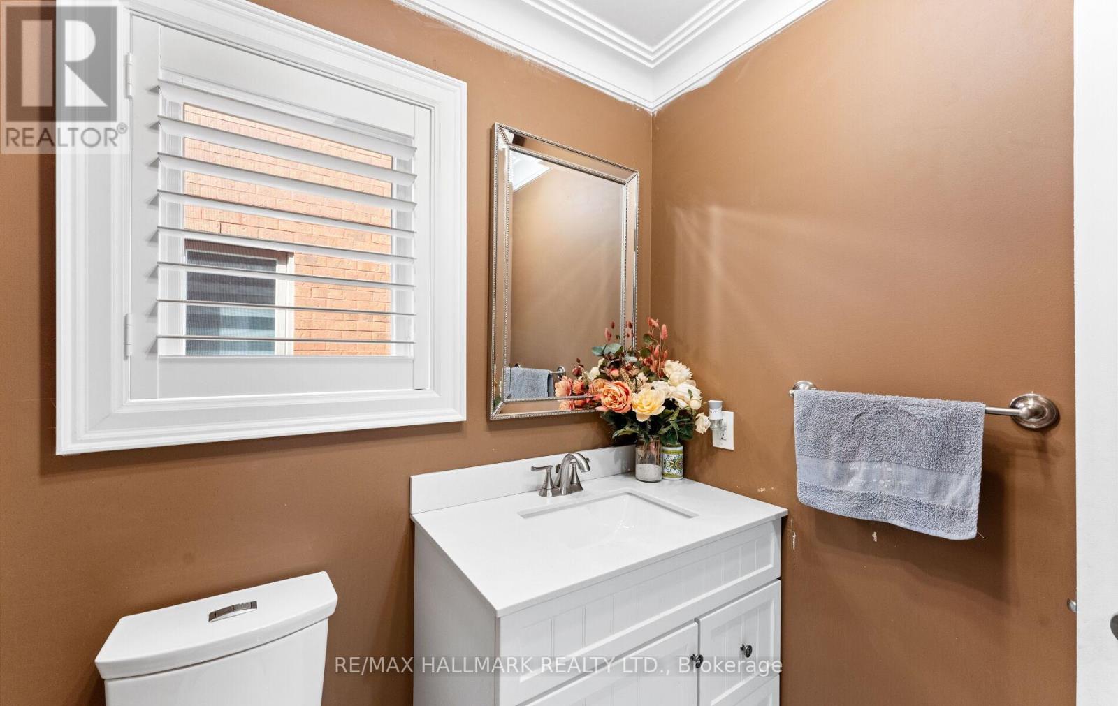 Photo 20 of 287 Andy Crescent, Vaughan ON