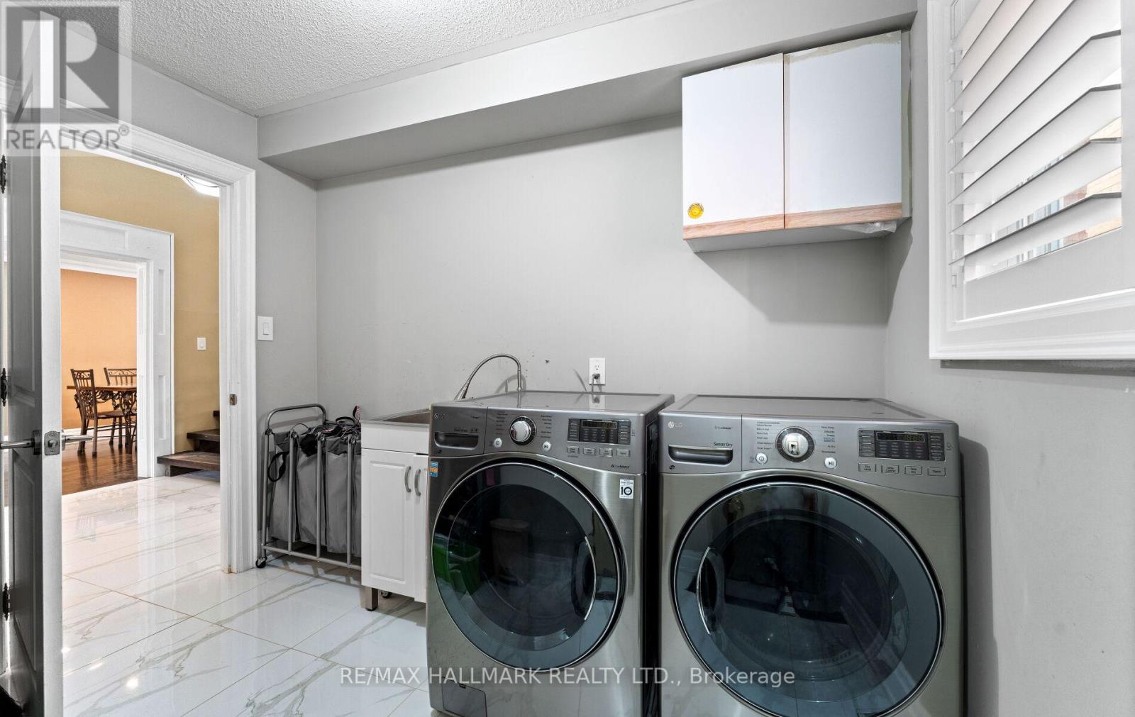 Photo 46 of 287 Andy Crescent, Vaughan ON