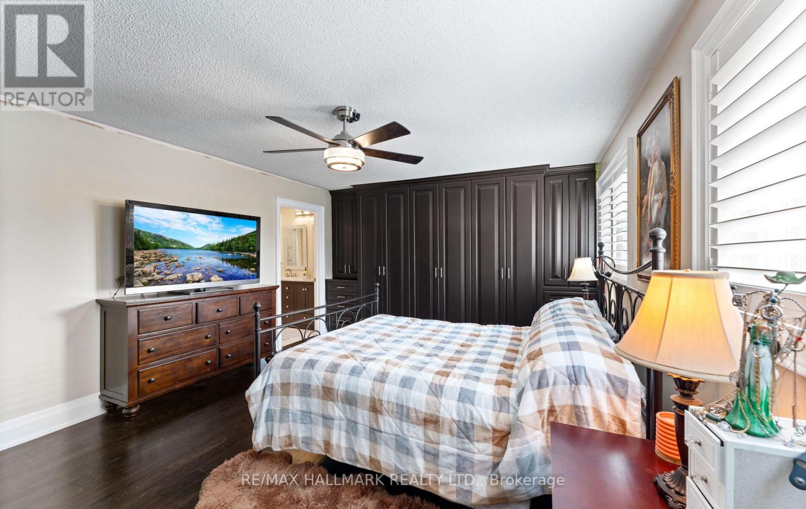Photo 33 of 287 Andy Crescent, Vaughan ON