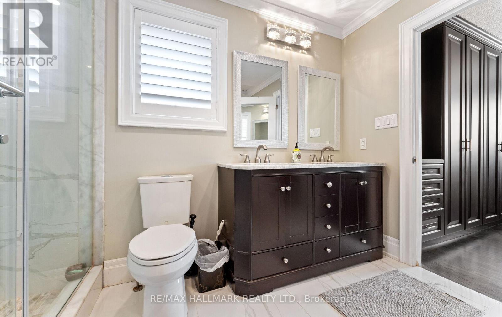 Photo 10 of 287 Andy Crescent, Vaughan ON