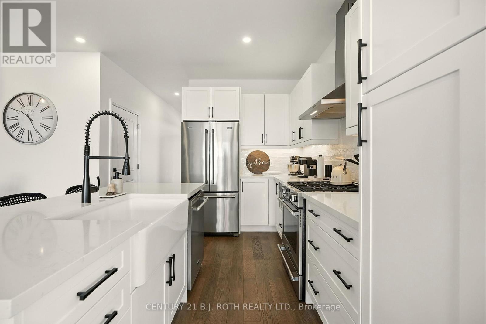 Photo 4 of 124 Ritchie Crescent, Springwater ON
