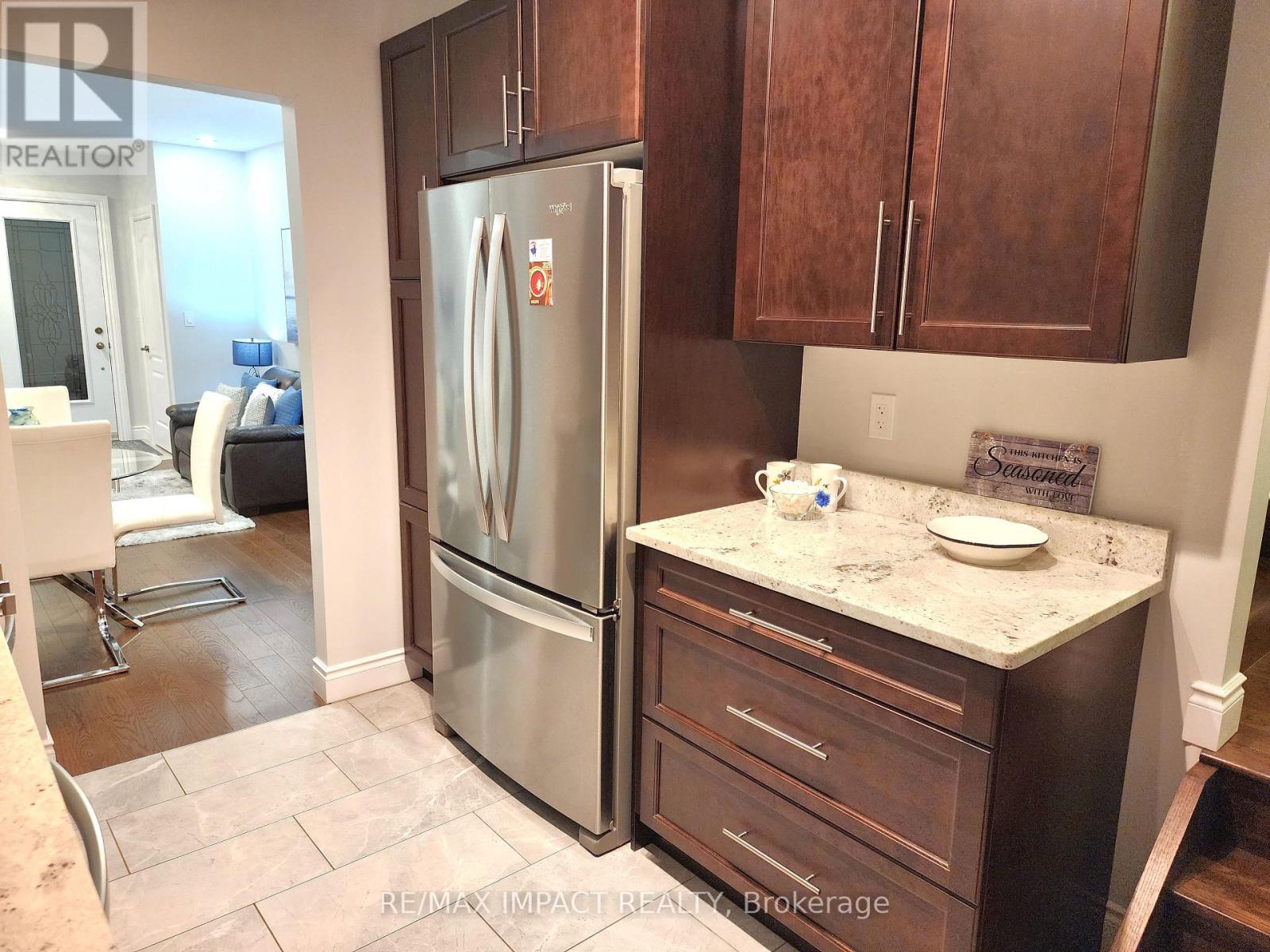 Photo 32 of 636 Christie Avenue, Oshawa ON