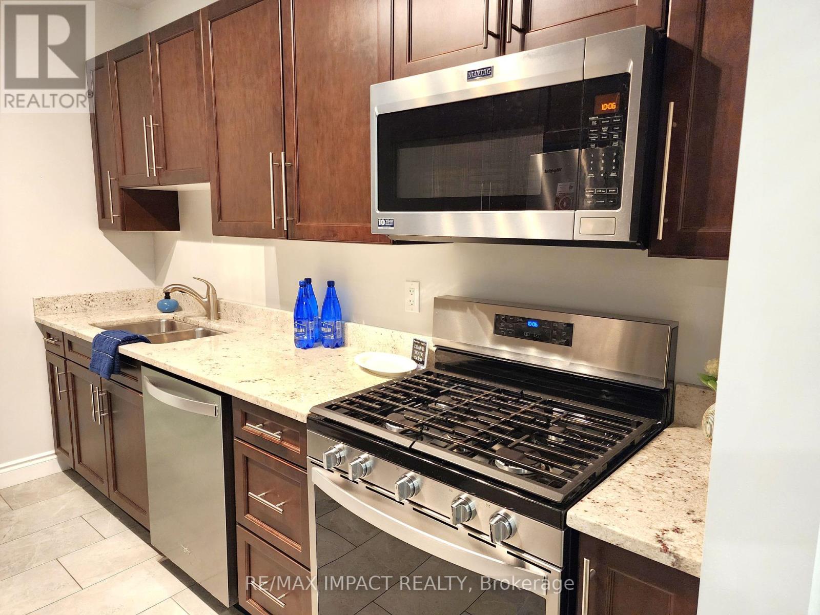 Photo 6 of 636 Christie Avenue, Oshawa ON