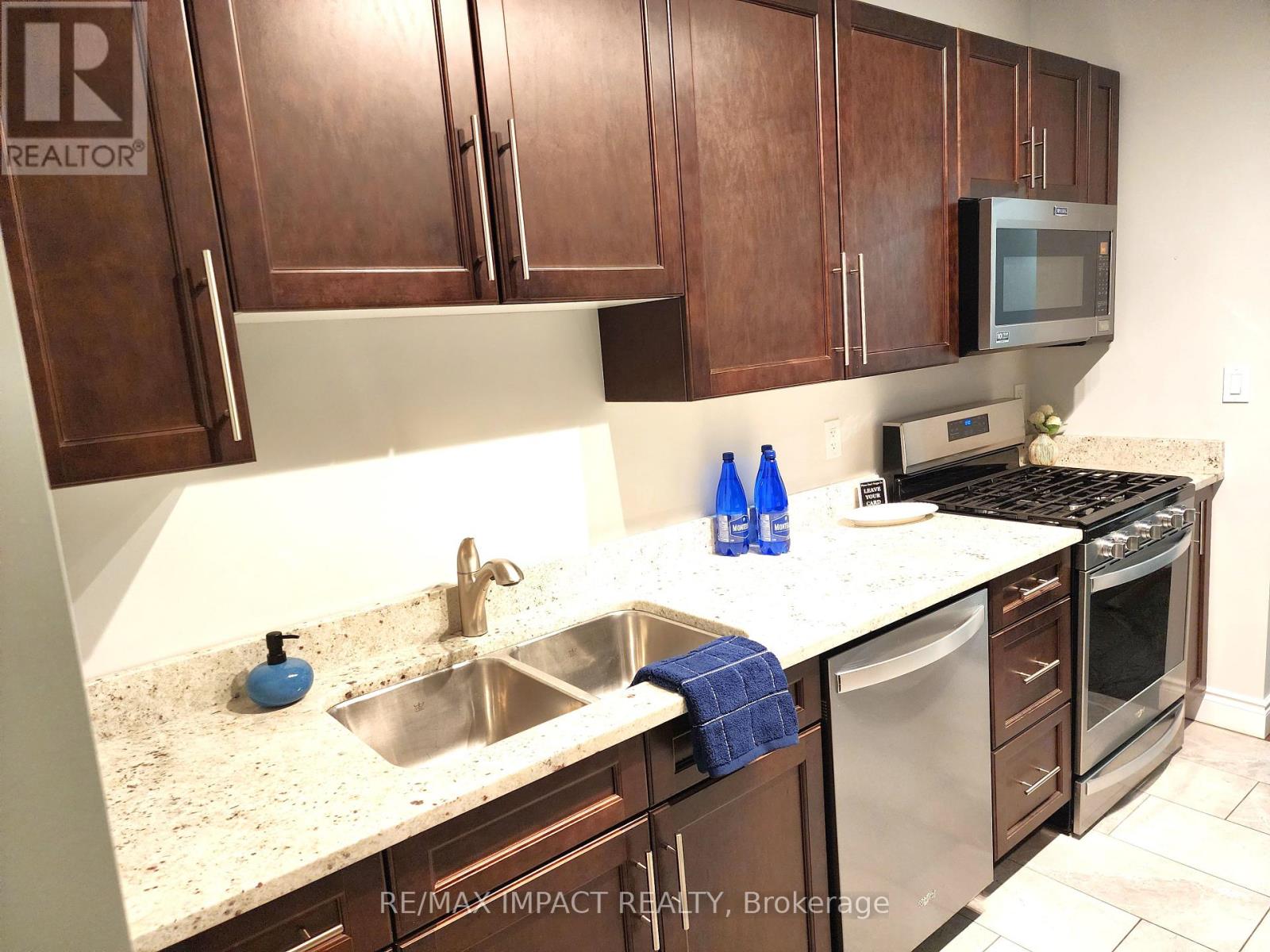 Photo 27 of 636 Christie Avenue, Oshawa ON
