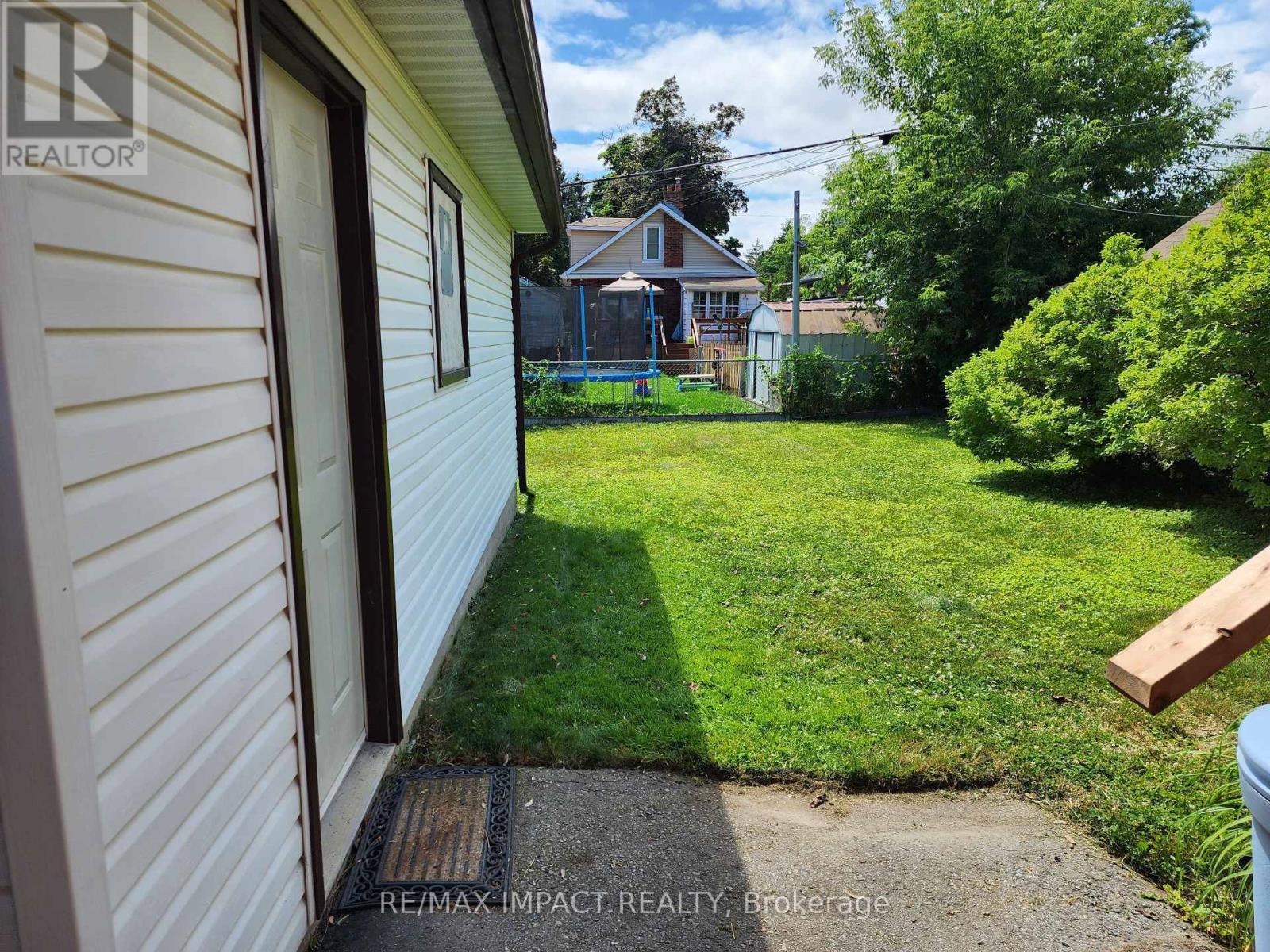 Photo 21 of 636 Christie Avenue, Oshawa ON