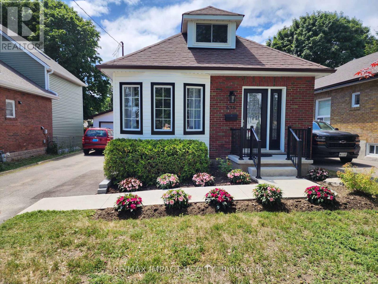 Photo 33 of 636 Christie Avenue, Oshawa ON
