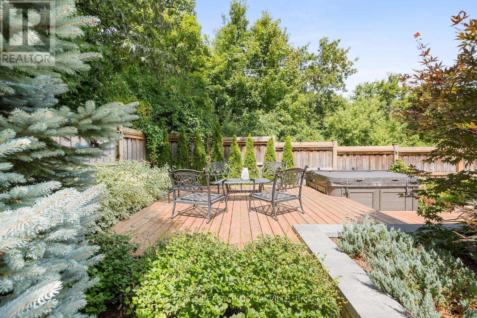 Photo 6 of 5950 Pagosa Court, Mississauga ON