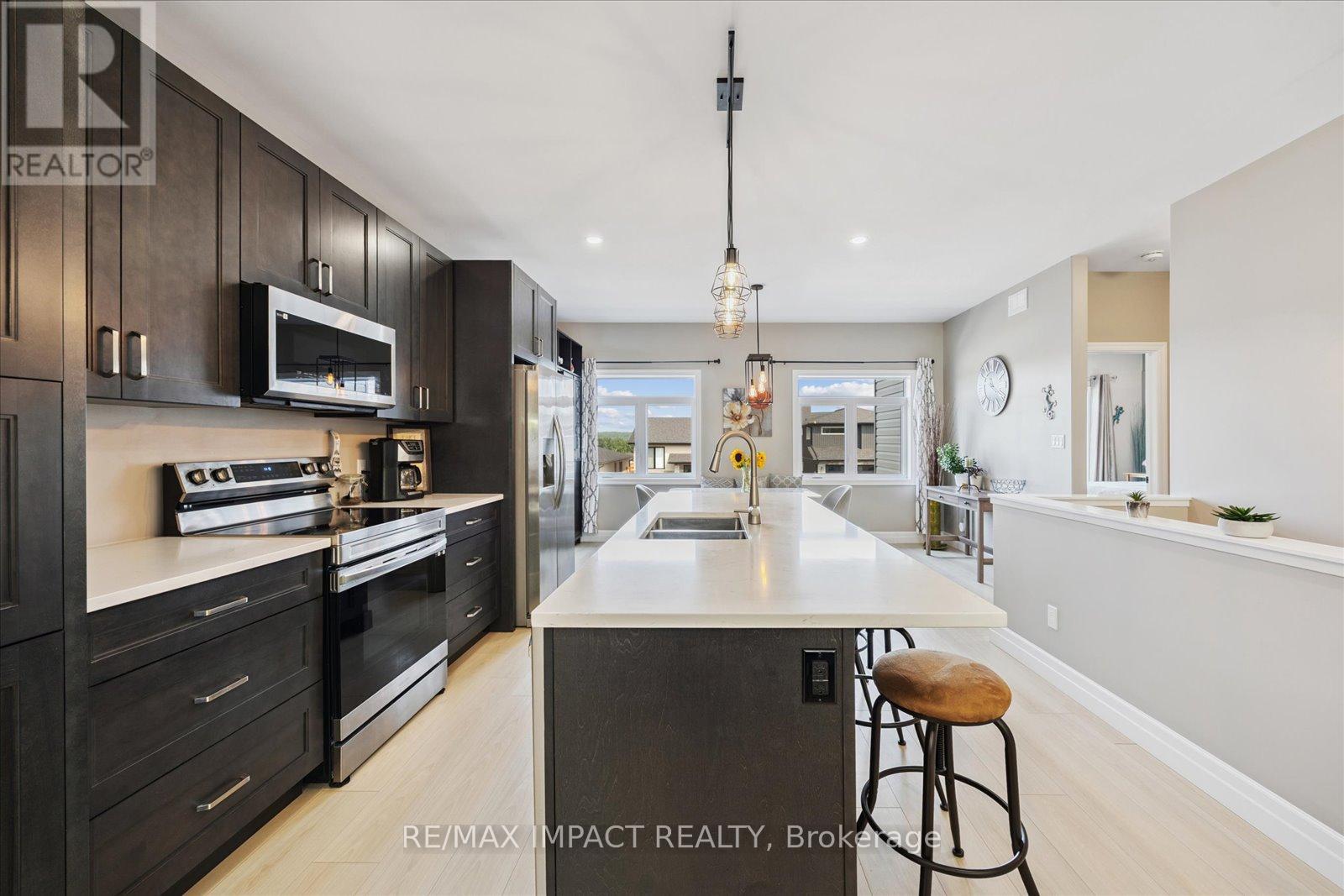 Photo 10 of 53 Meagan Lane, Quinte West ON