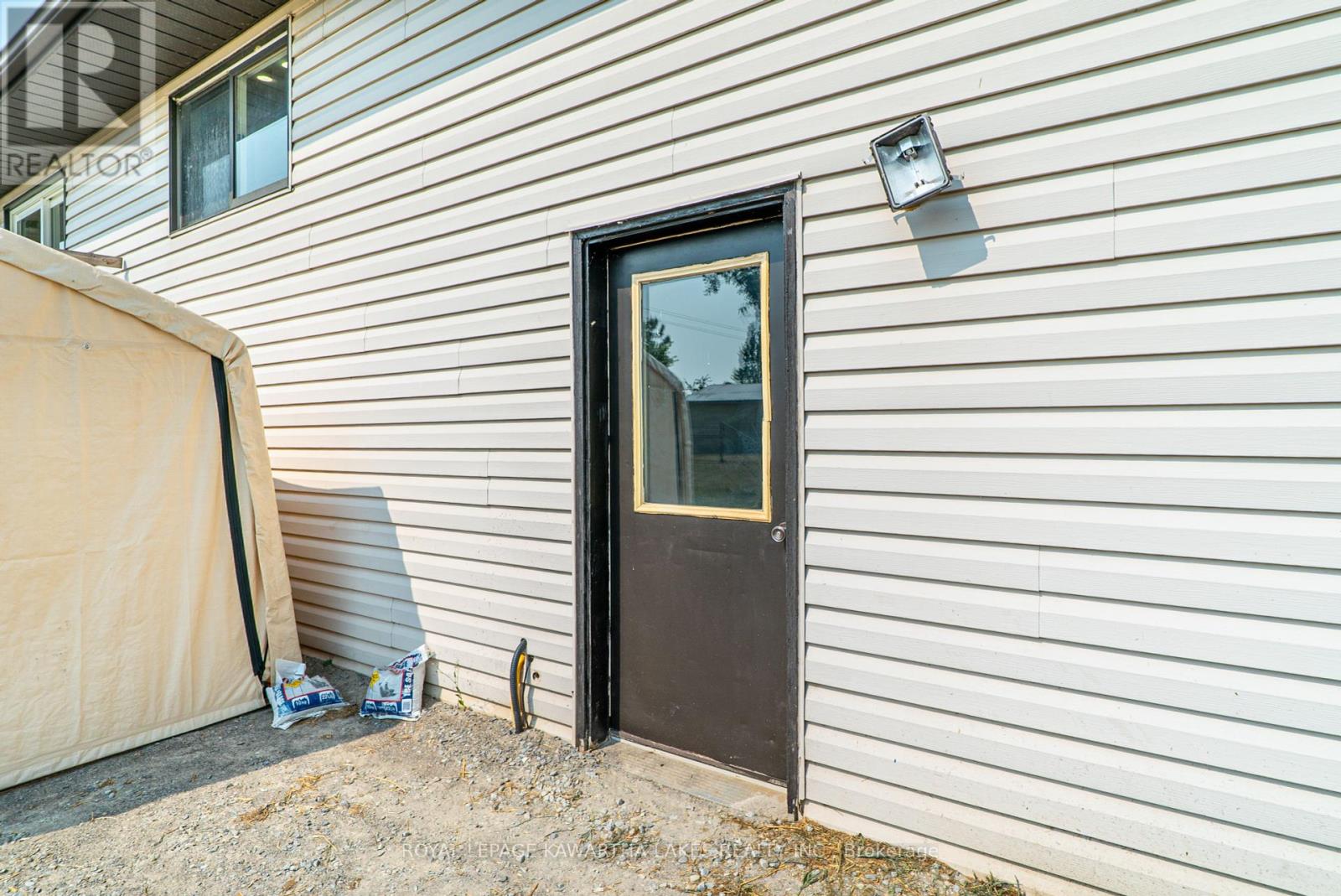 Photo 34 of 4170 Hwy 35, Kawartha Lakes ON
