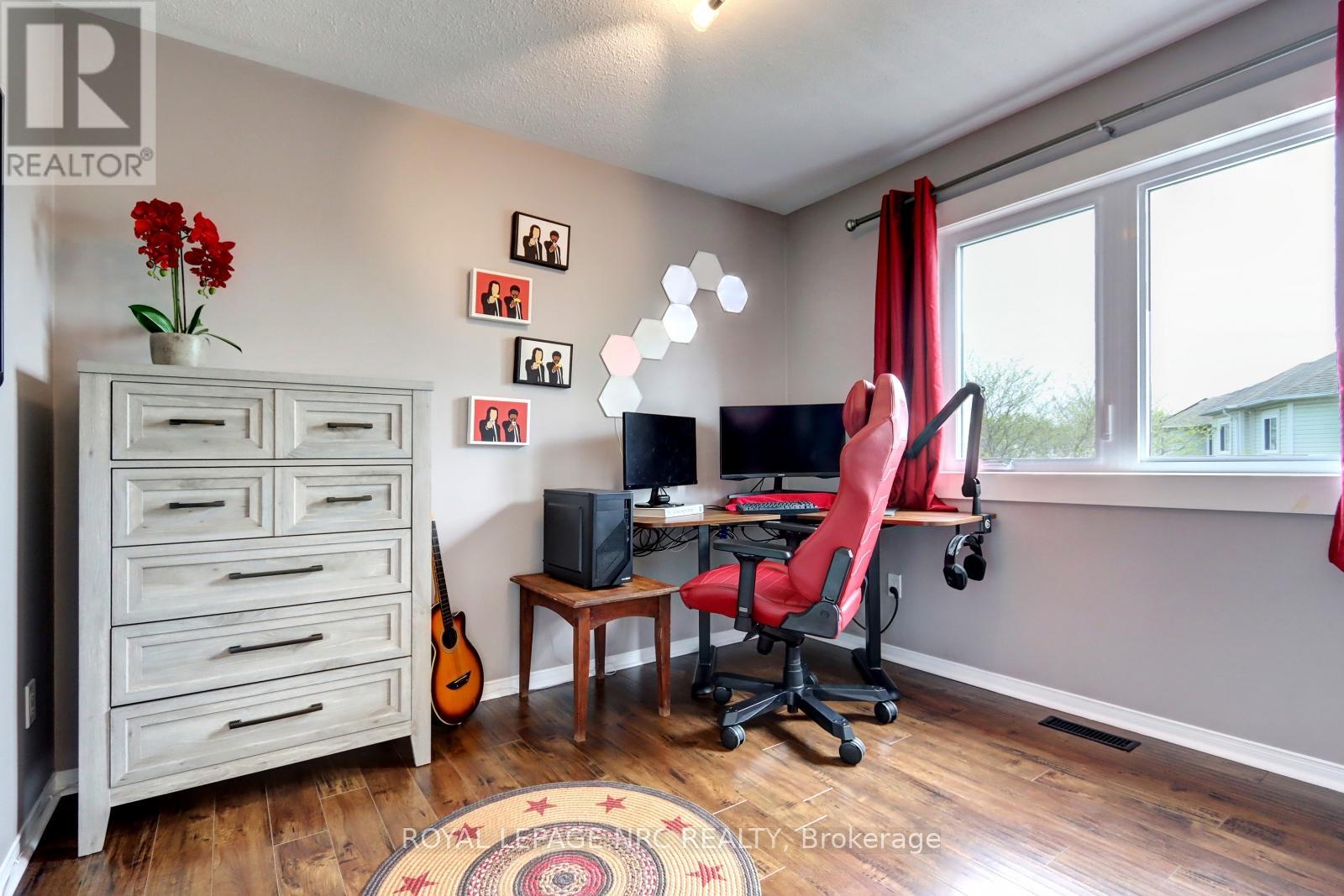 Photo 30 of 32 7101 Branigan Gate, Mississauga ON