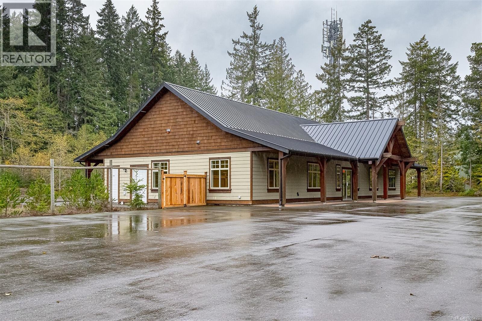 Photo 25 of 230 Rupert Rd E, Qualicum Beach BC