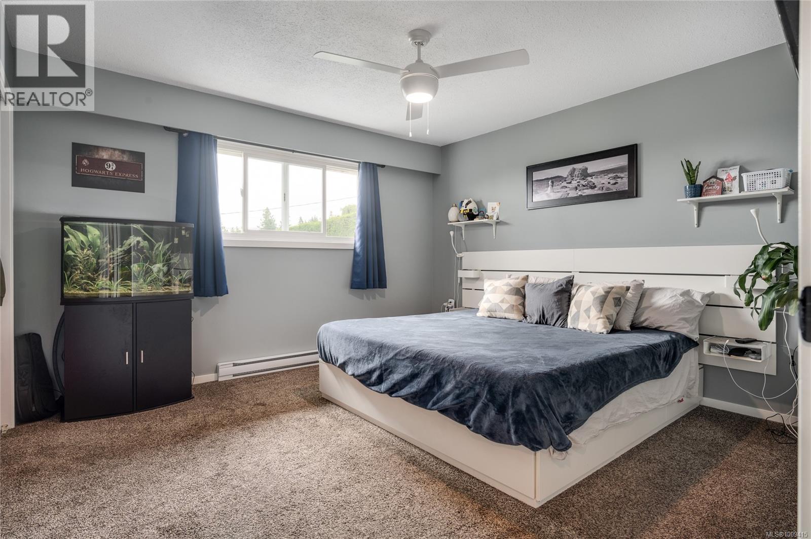 Photo 16 of 10872 Grandview Rd, Saltair BC