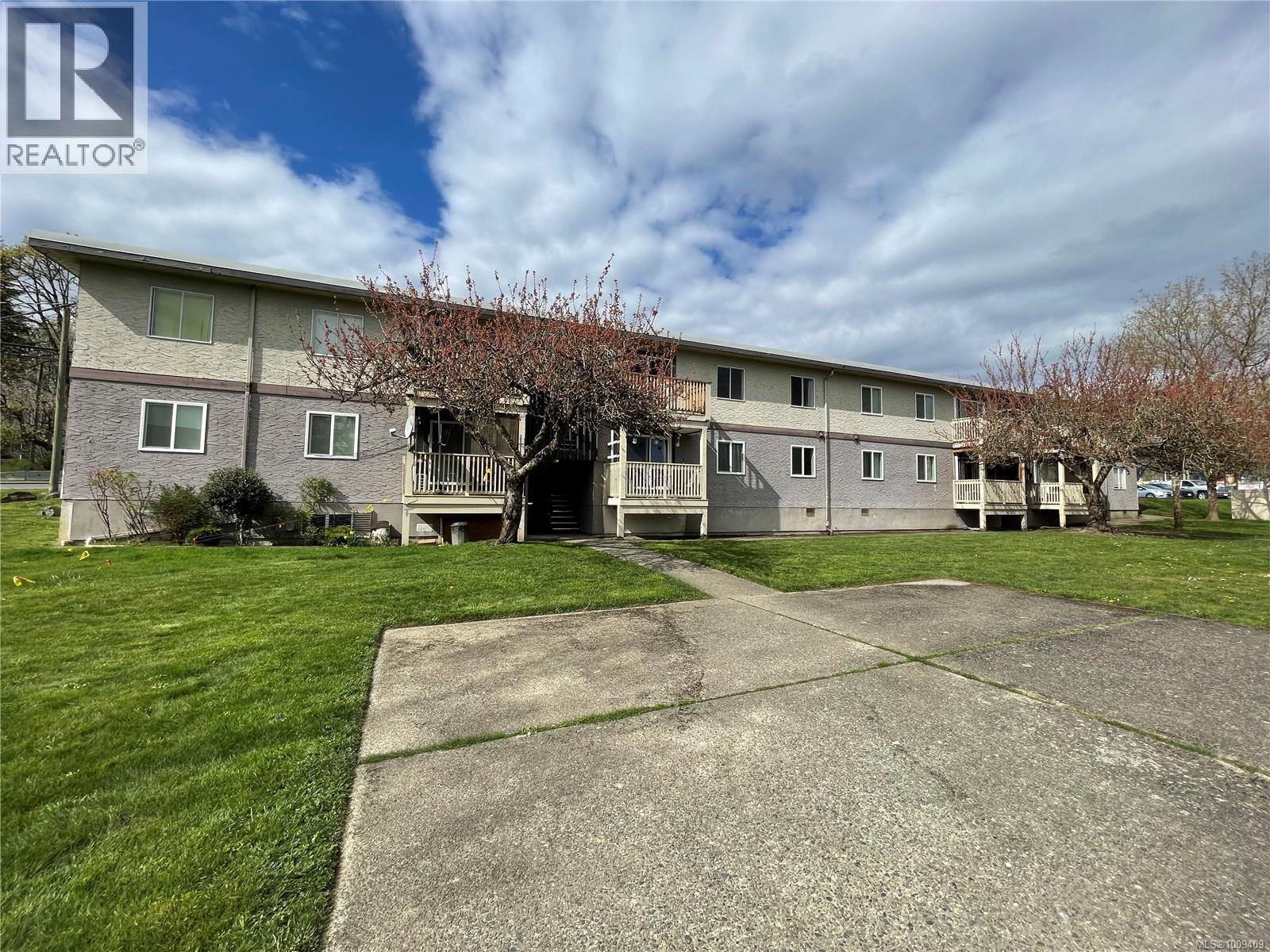 Photo 3 of 17 3271 Cowichan Lake Rd, Duncan BC