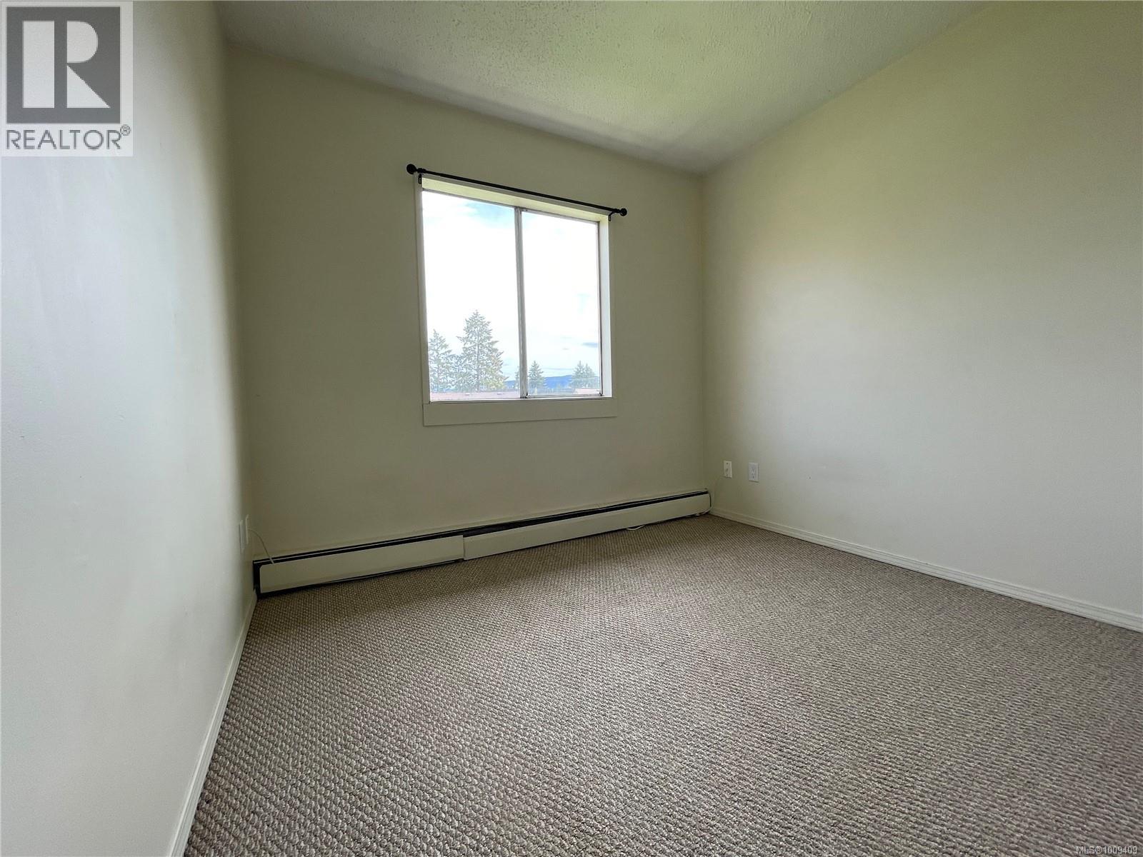 Photo 2 of 17 3271 Cowichan Lake Rd, Duncan BC