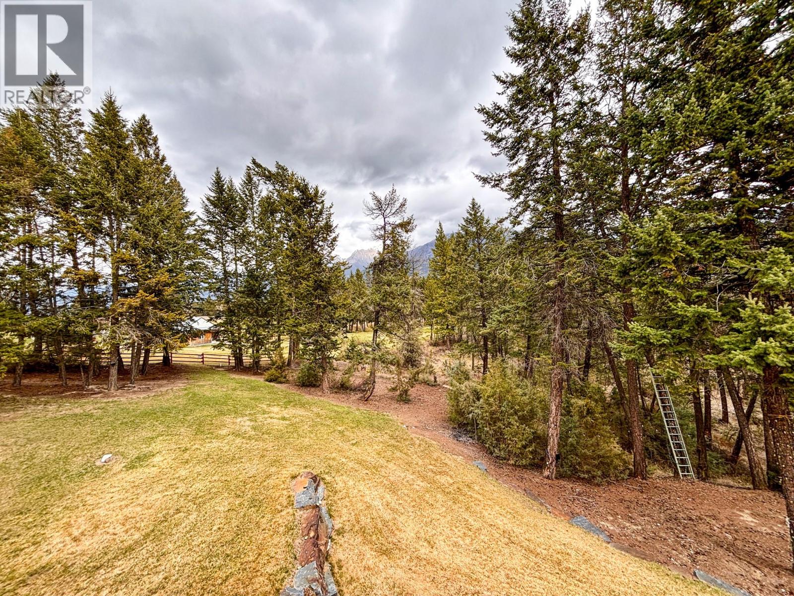 5938 COLUMBIA LAKE Road, Fairmont Hot Springs