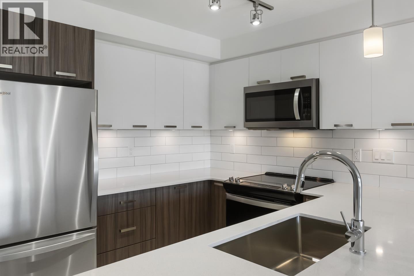 Photo 36 of 209 22562 121 Avenue, Maple Ridge BC