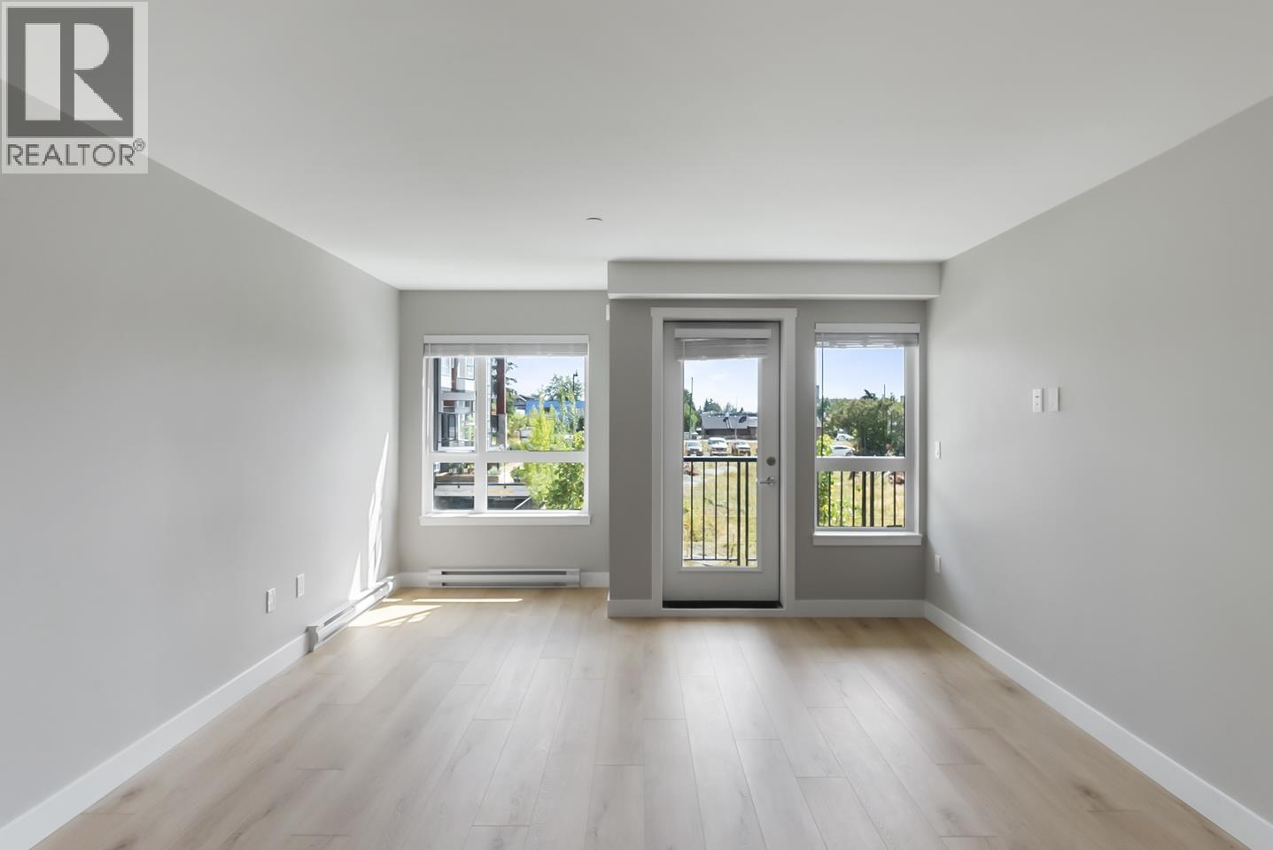 Photo 33 of 209 22562 121 Avenue, Maple Ridge BC