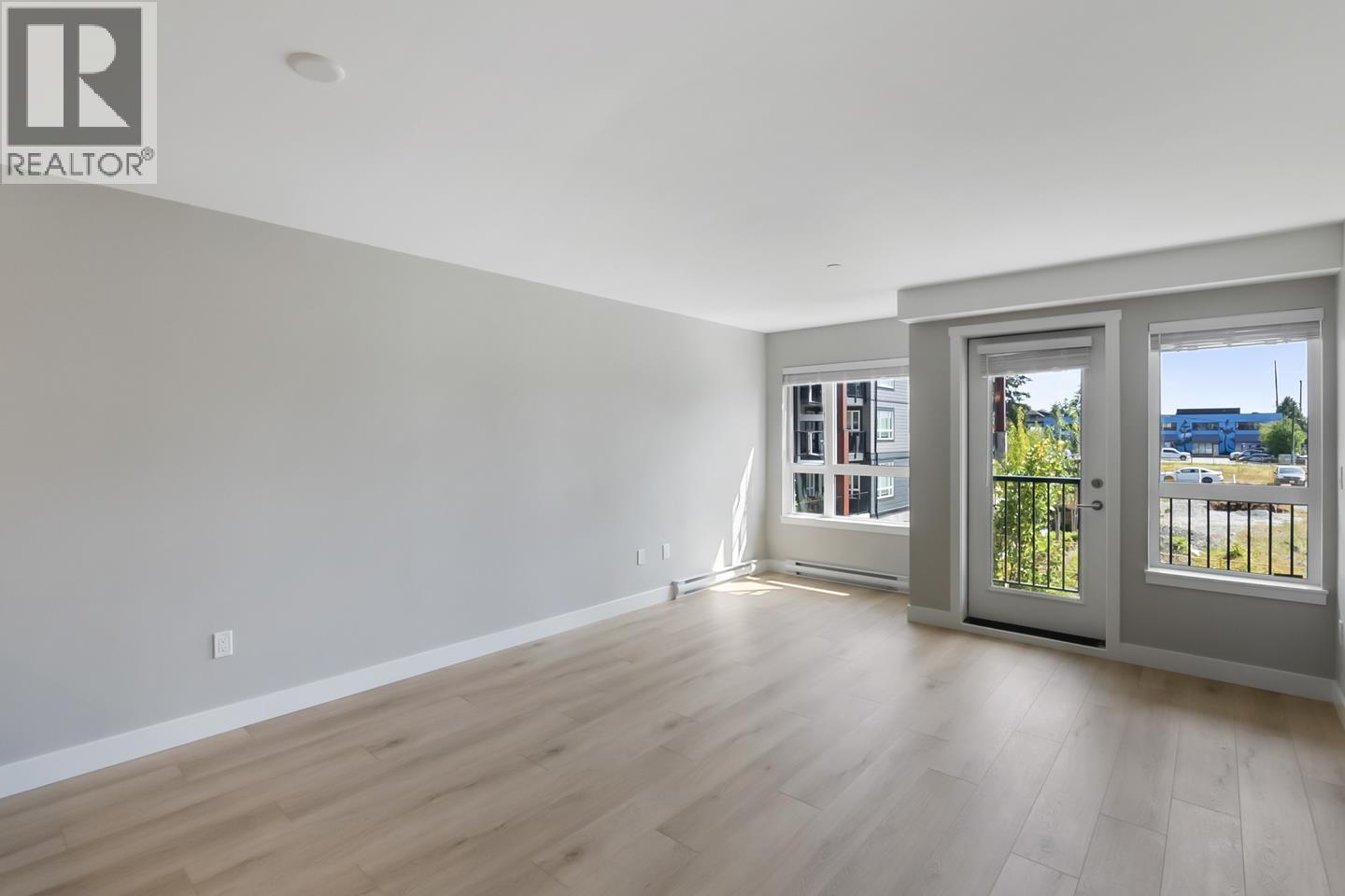 Photo 27 of 209 22562 121 Avenue, Maple Ridge BC