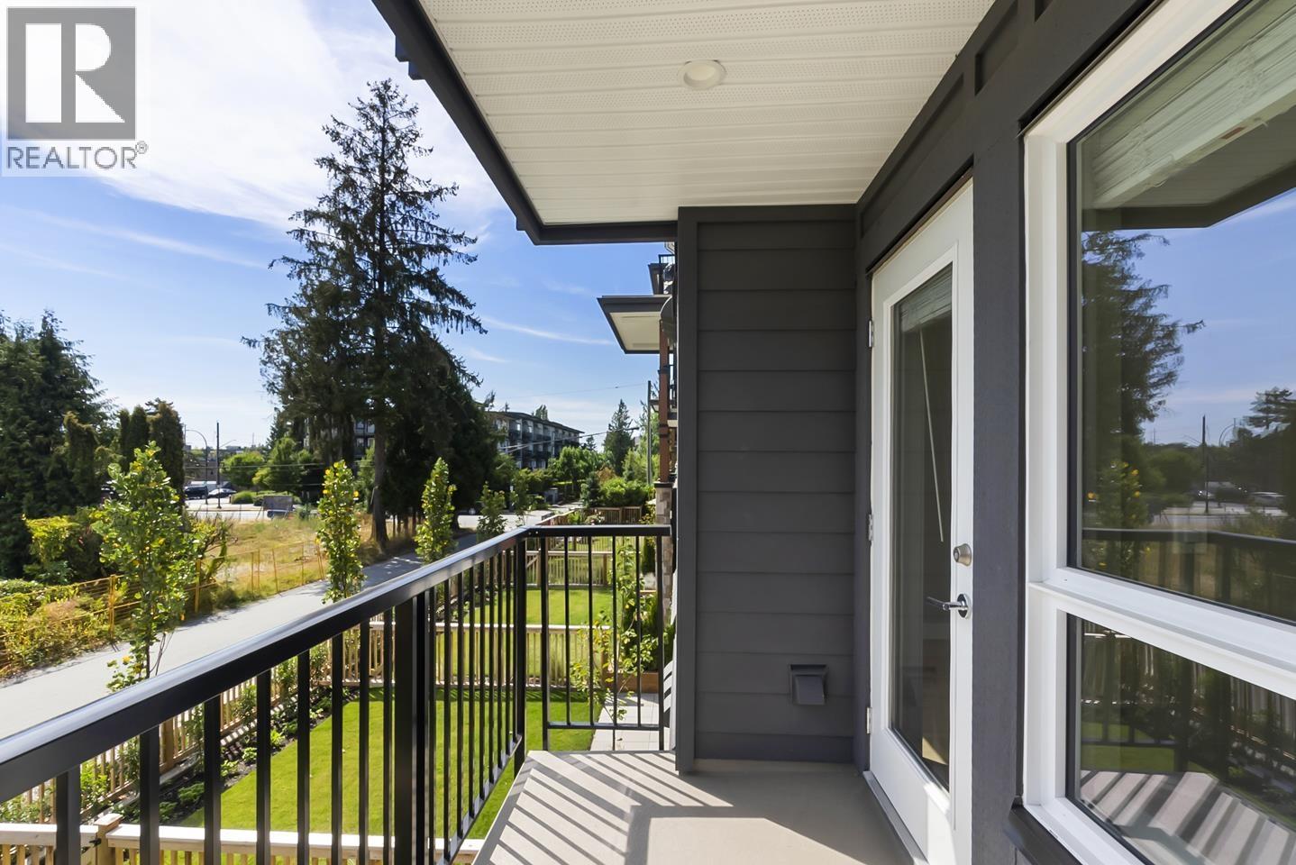 Photo 8 of 209 22562 121 Avenue, Maple Ridge BC
