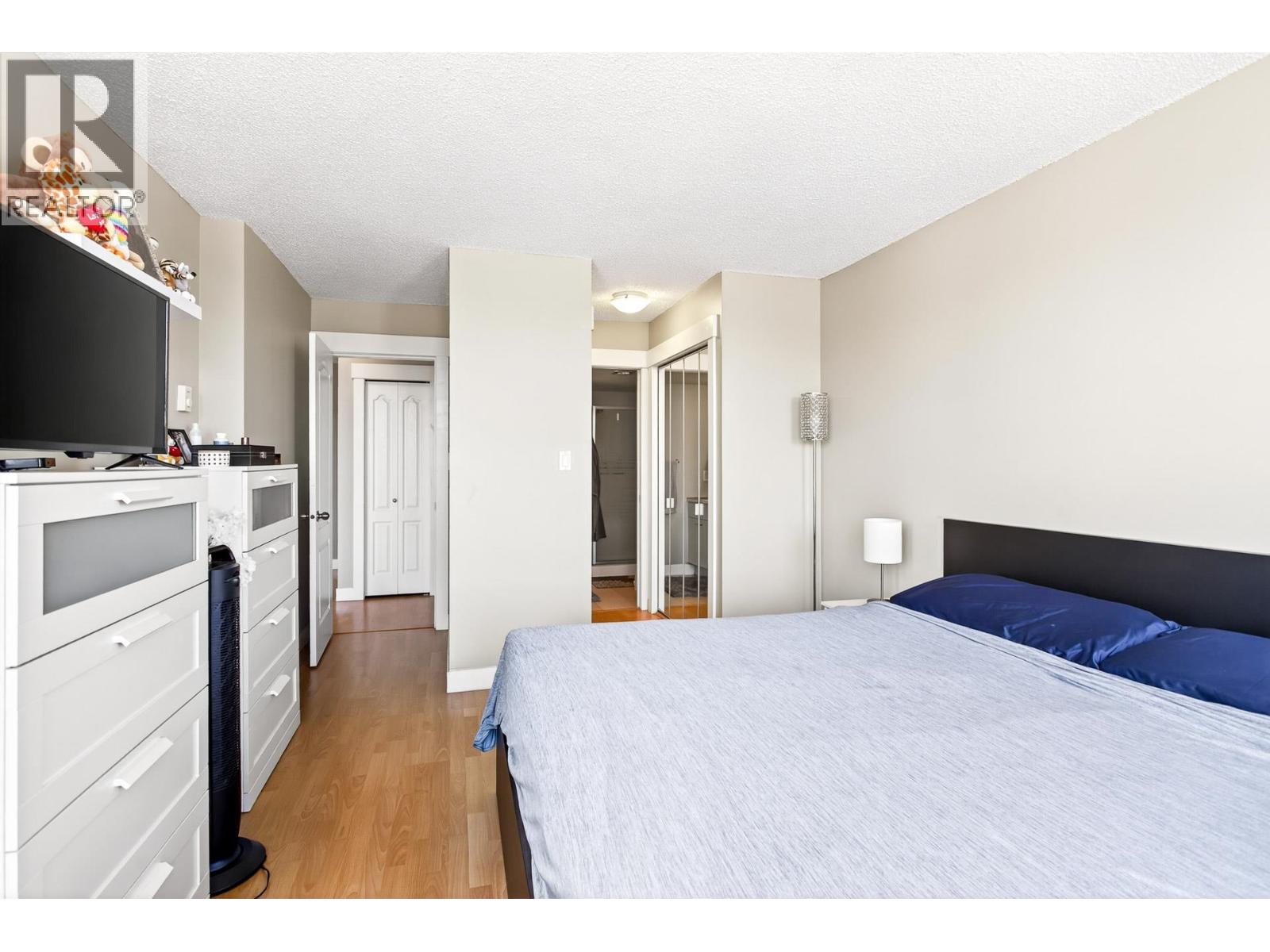 Photo 2 of 1106 121 Tenth Street, New Westminster BC