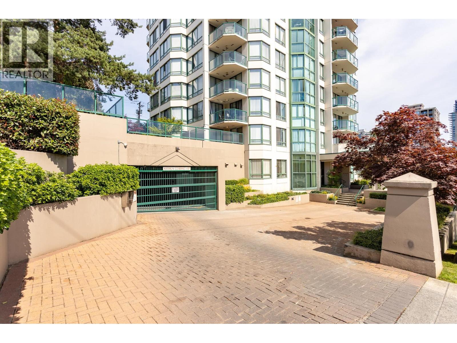Photo 8 of 1106 121 Tenth Street, New Westminster BC