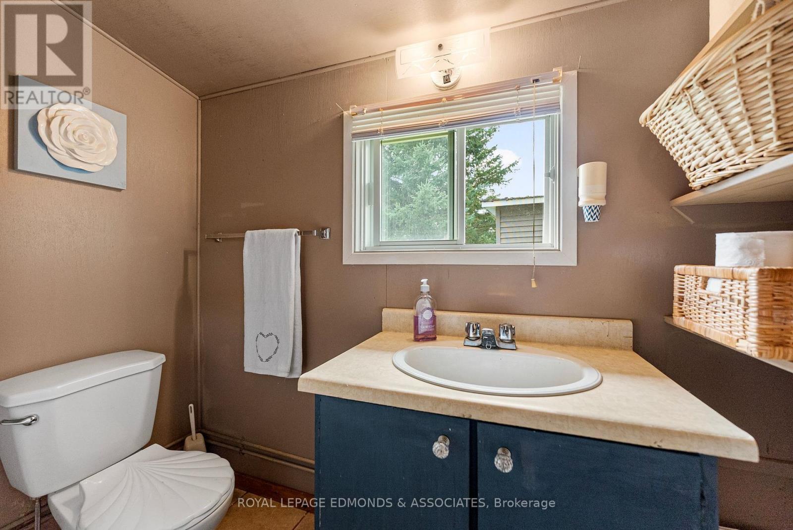 Photo 31 of 182 Greenway Drive, Whitewater Region ON