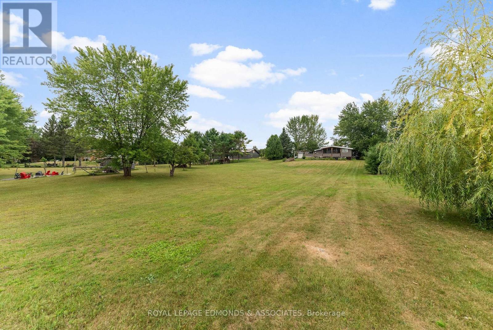 Photo 18 of 182 Greenway Drive, Whitewater Region ON