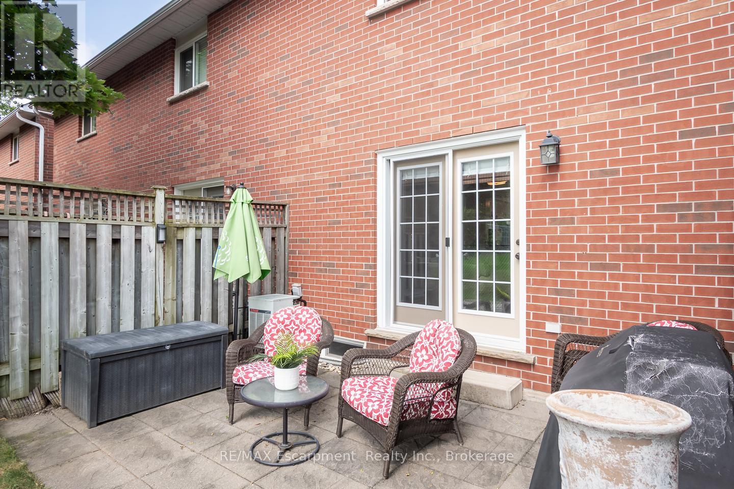 Photo 4 of 47 4200 Kilmer Drive, Burlington ON