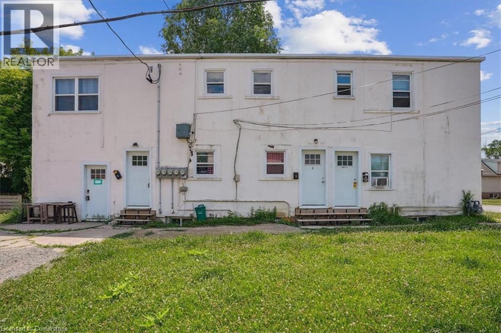 Photo 5 of 63 Pelham Road, St Catharines ON