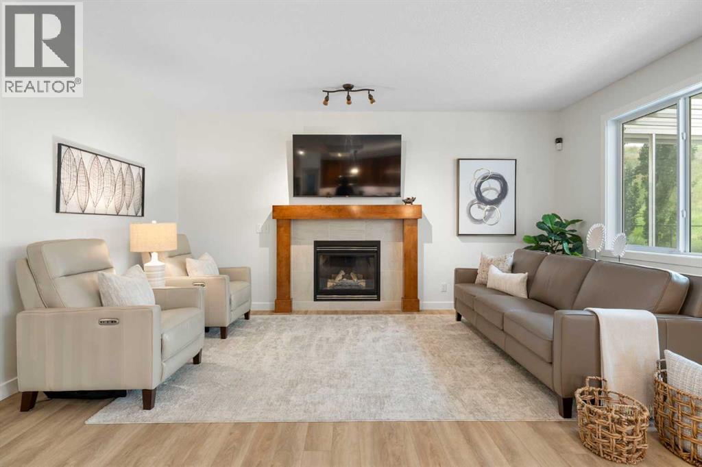 Single Family House for Sale in  Royal Court NW Royal Oak Calgary 