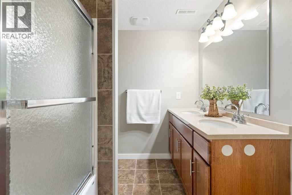 Single Family House for Sale in  Royal Court NW Royal Oak Calgary 