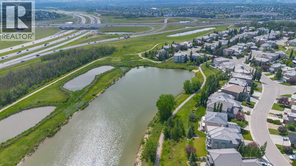 Single Family House for Sale in  Royal Court NW Royal Oak Calgary 