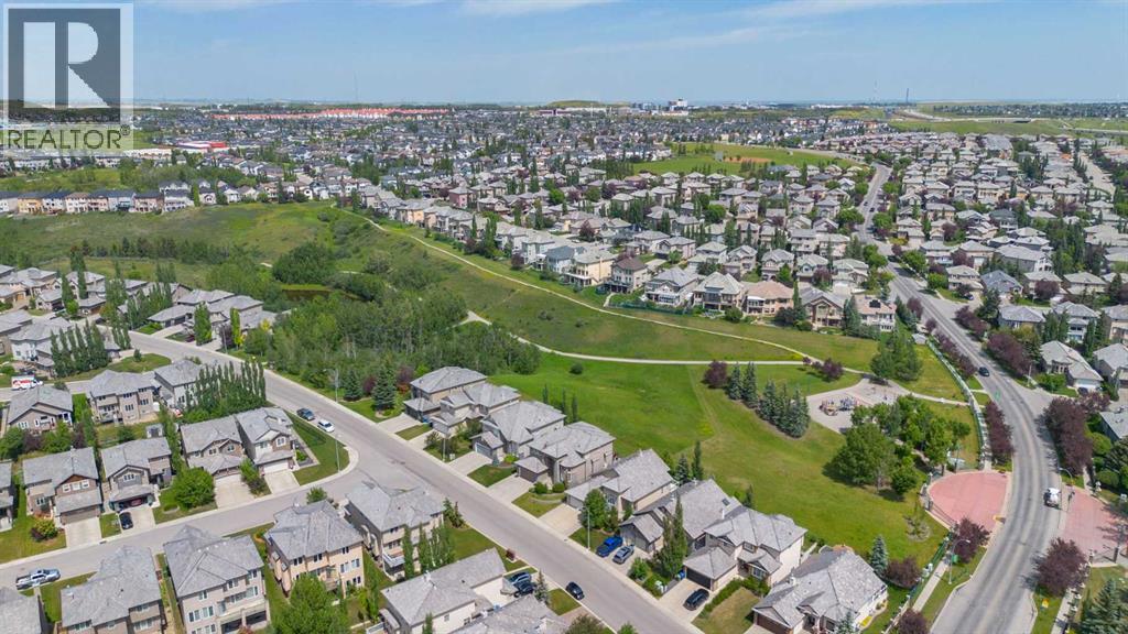 Single Family House for Sale in  Royal Court NW Royal Oak Calgary 