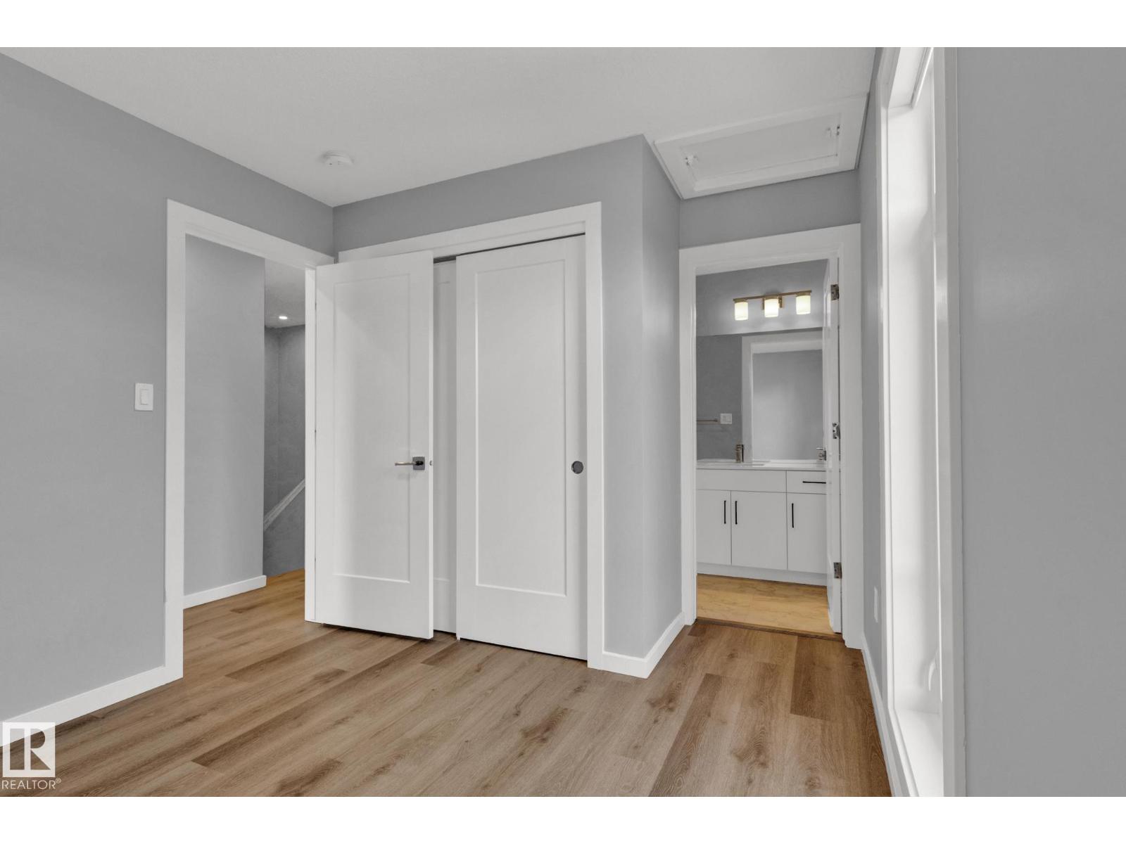 Photo 23 of 66 1304 Rutherford Rd Sw, Edmonton AB