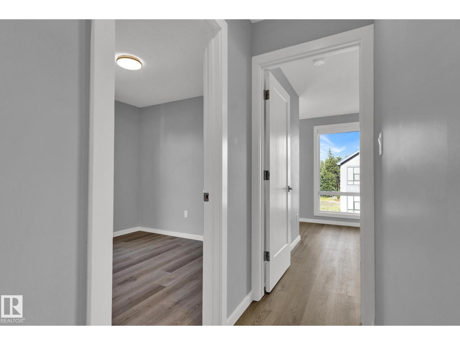 Photo 29 of 66 1304 Rutherford Rd Sw, Edmonton AB