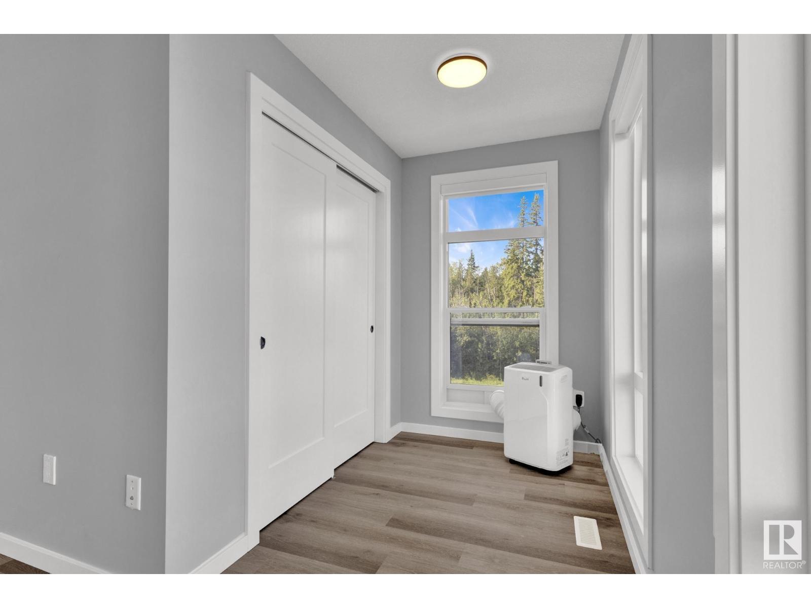 Photo 22 of 66 1304 Rutherford Rd Sw, Edmonton AB