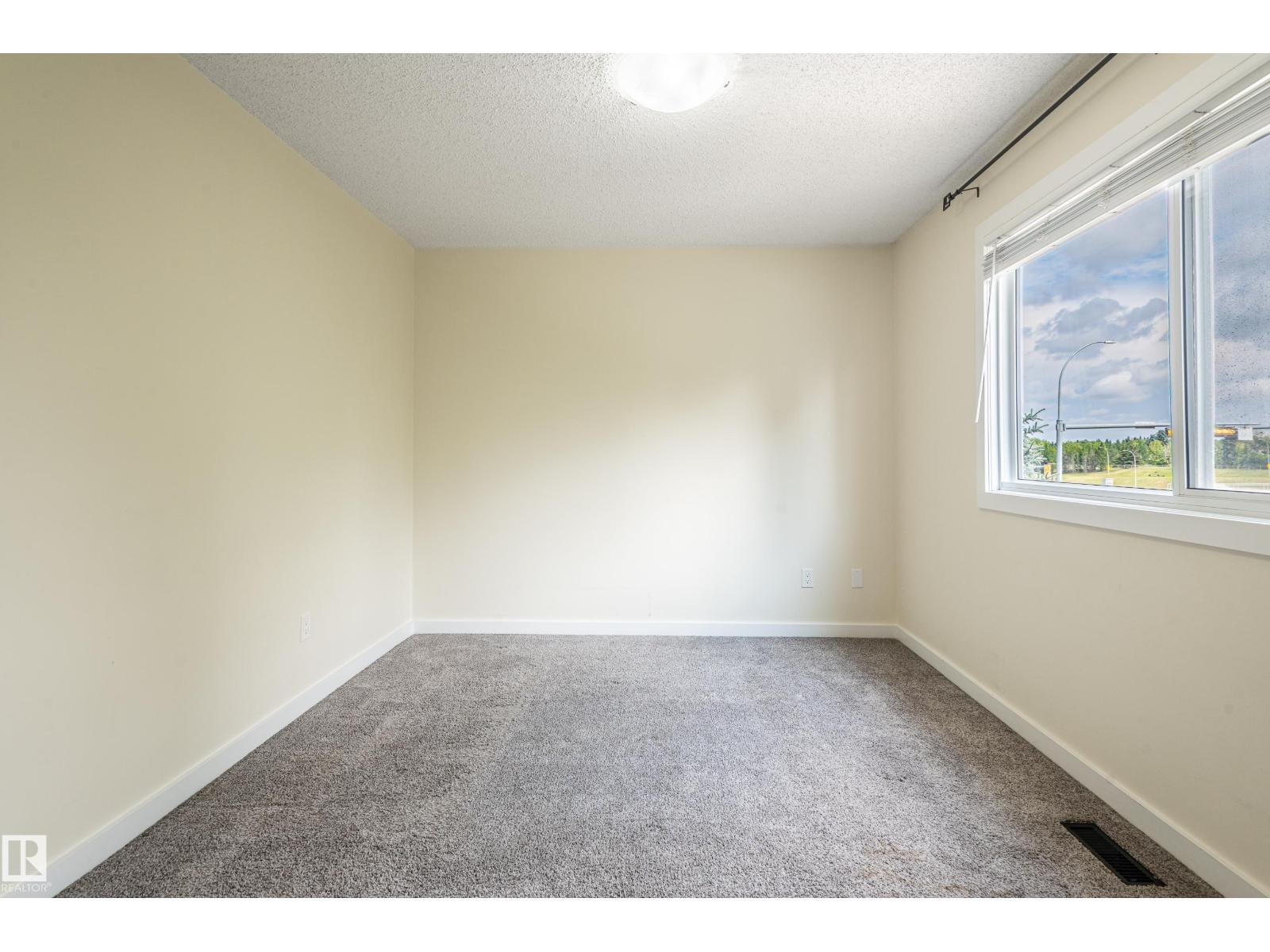Photo 43 of 105 14707 53 Av Nw, Edmonton AB