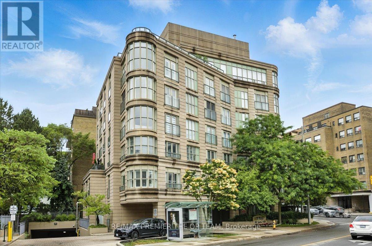 Photo 20 of 401 800 Spadina Road, Toronto ON