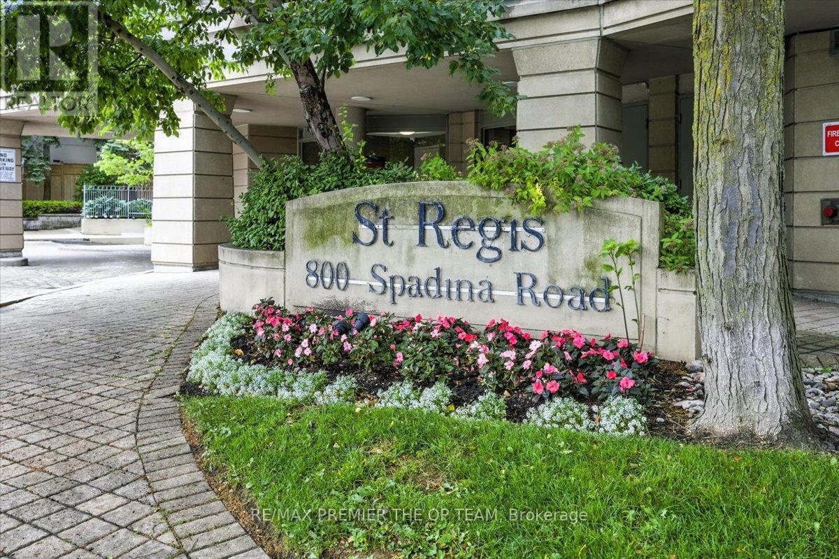 Photo 23 of 401 800 Spadina Road, Toronto ON